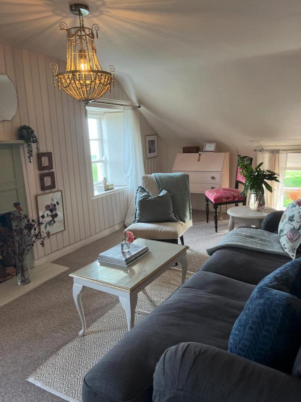 The Pink Cottage Upstairs Suite & Garden Summer Room Whitehead Eksteriør billede